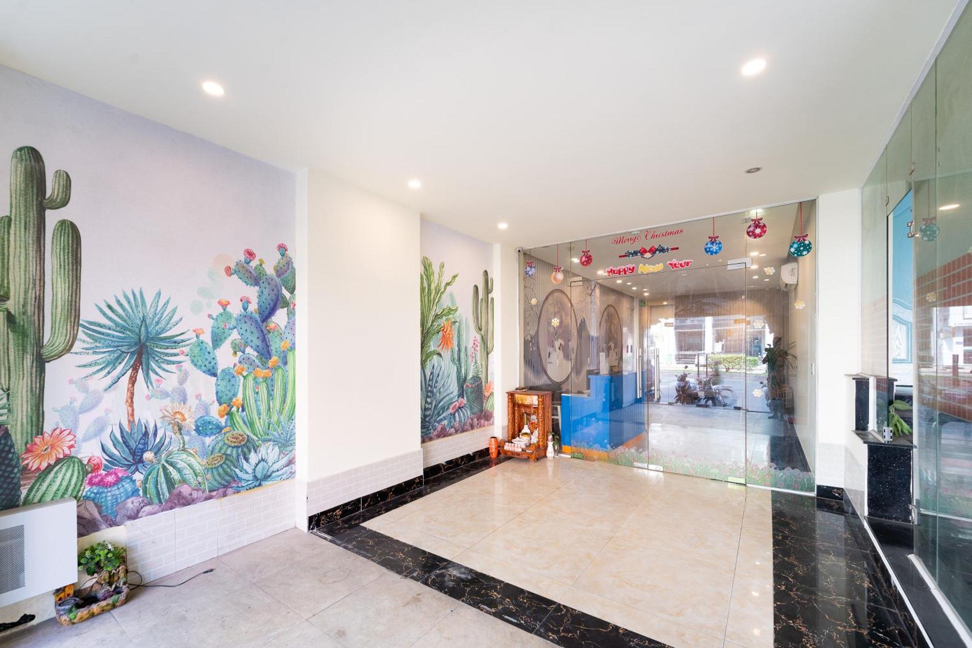 Collection O District Tan Binh Near Airport Formerly Joy Hotel