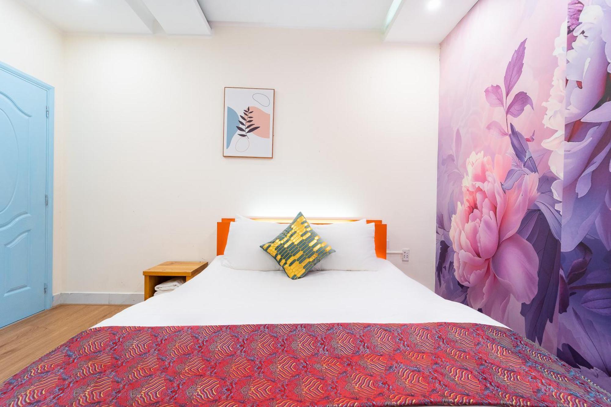 Hotel Collection O District Tan Binh Near Airport Formerly Joy 2*